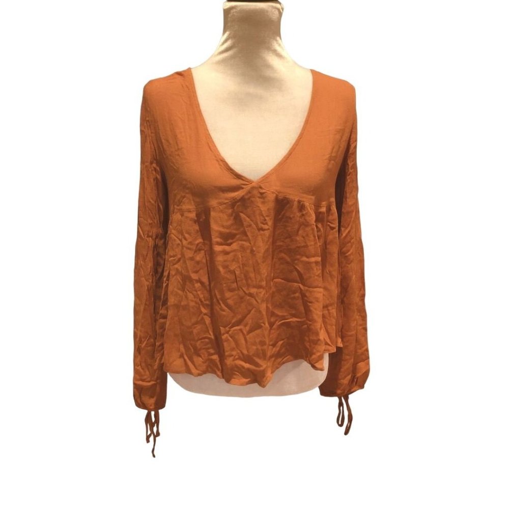 Sadie and Sage Orange V Neck Bkouse Size Small Womens Rayon Breathable Boho